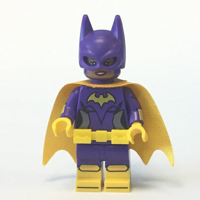 LEGO Minifigure-Batgirl, Yellow Cape, Dual Sided Head with Smile / Annoyed Pattern-The LEGO Batman Movie-SH305-ACC1-Creative Brick Builders